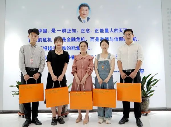 月圓中秋，情意濃濃|歐柯奇為全體員工發(fā)放中秋福利